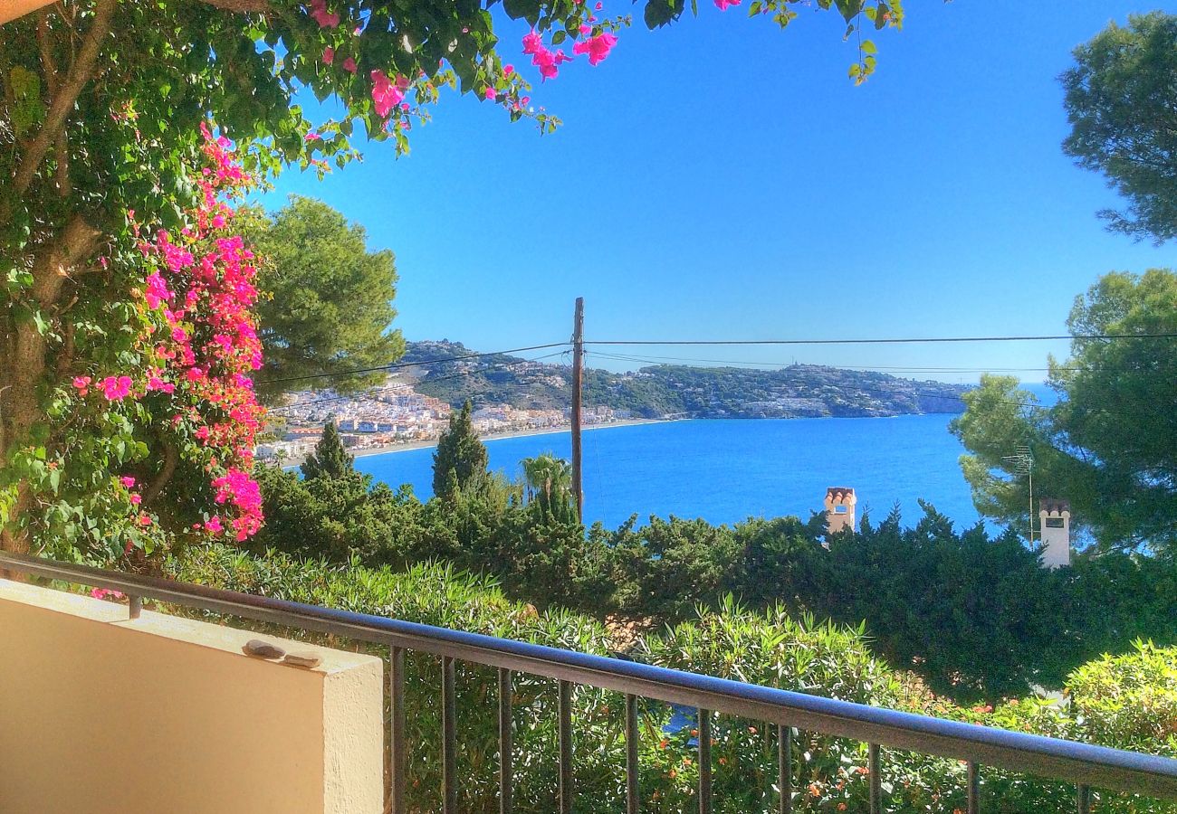 Appartement à La Herradura - 2 bed apartment with beautiful views and communal pool