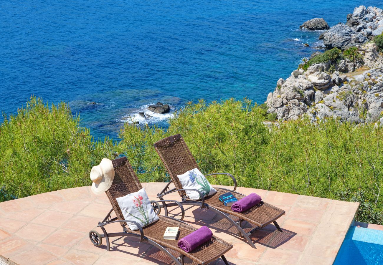 Villa à La Herradura - Fabulous 4 bedroom villa with private pool and amazing views of the bay