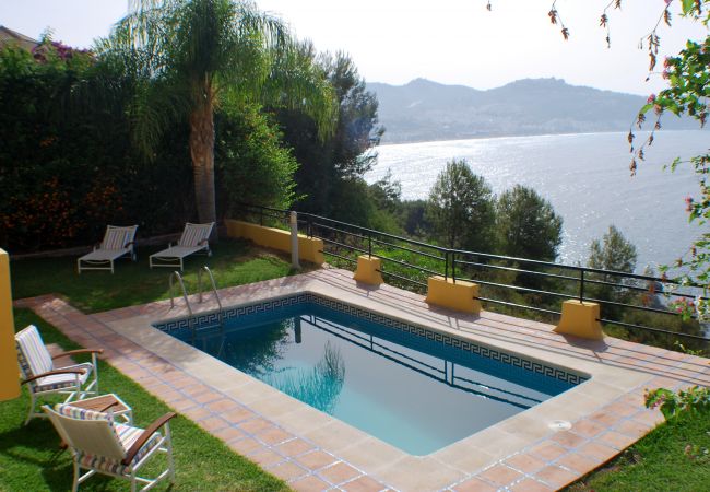 villa à La Herradura - Belle maison de 3 chambres avec vue imprenable et piscine privée