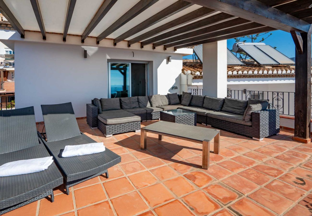 Villa à Almuñecar - Villa de luxe de 8 chambres, 5 salles de bains avec vue imprenable et piscine privée et jardins