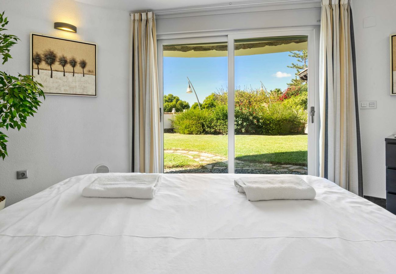 Villa à Almuñecar - Villa de luxe de 8 chambres, 5 salles de bains avec vue imprenable et piscine privée et jardins