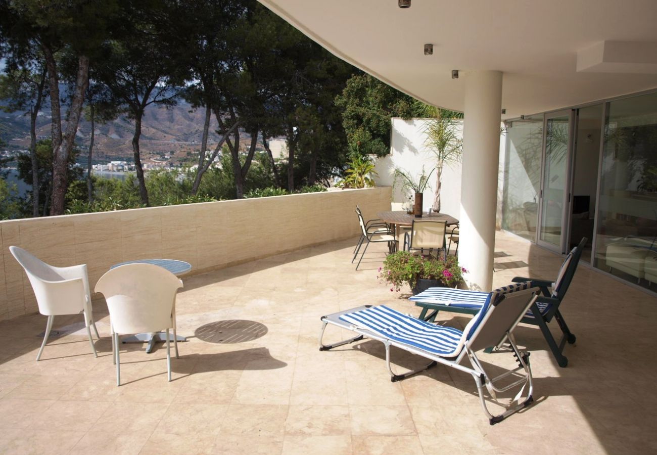 Appartement à La Herradura - Superbe appartement de 3 chambres avec vue et à quelques pas de la plage 