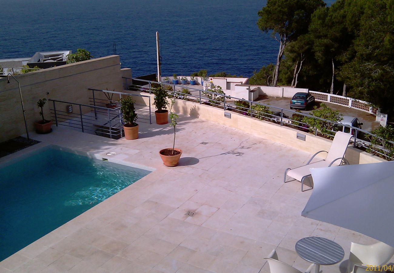 Villa à La Herradura - Belle villa de 3 chambres avec vue et piscine chauffée