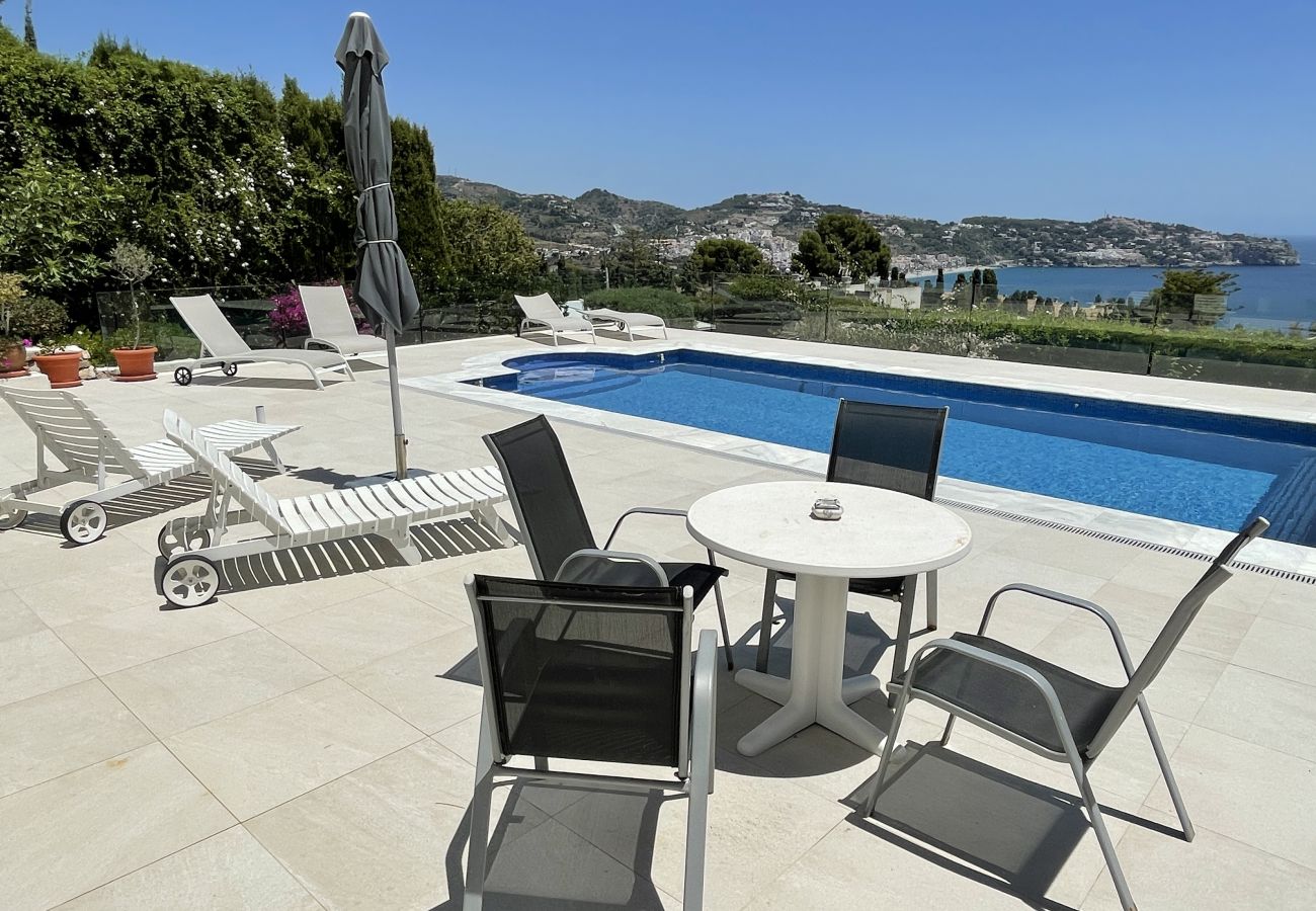 Villa à La Herradura - Villa Kalaiza