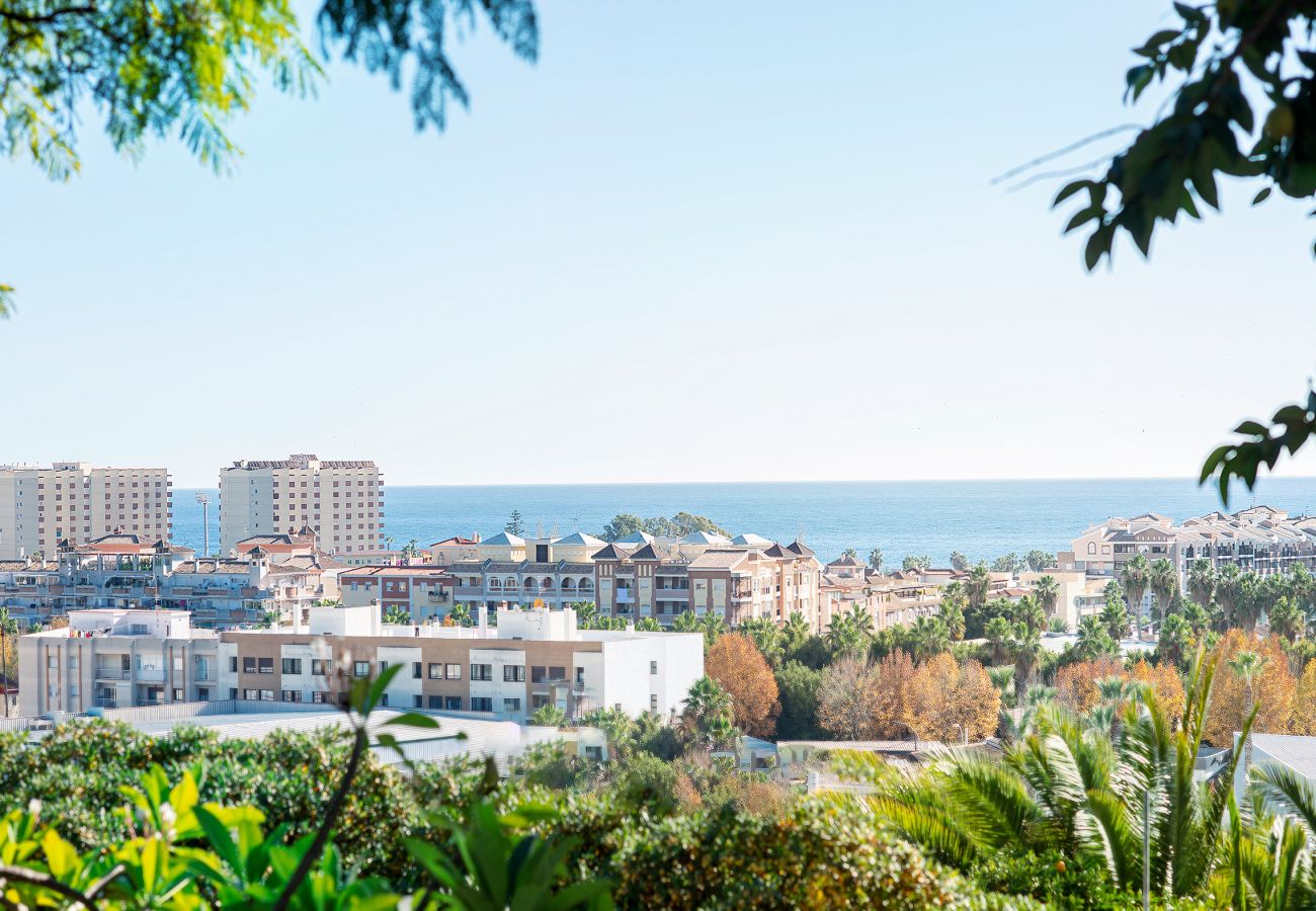 Villa à Almuñecar - Superbe villa de 6 lits avec piscine privée et vue sur la mer.