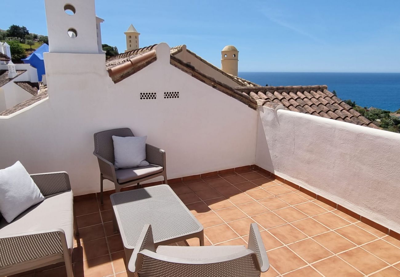 Maison à La Herradura - Stunning 3 bedroom house with communal pool and views