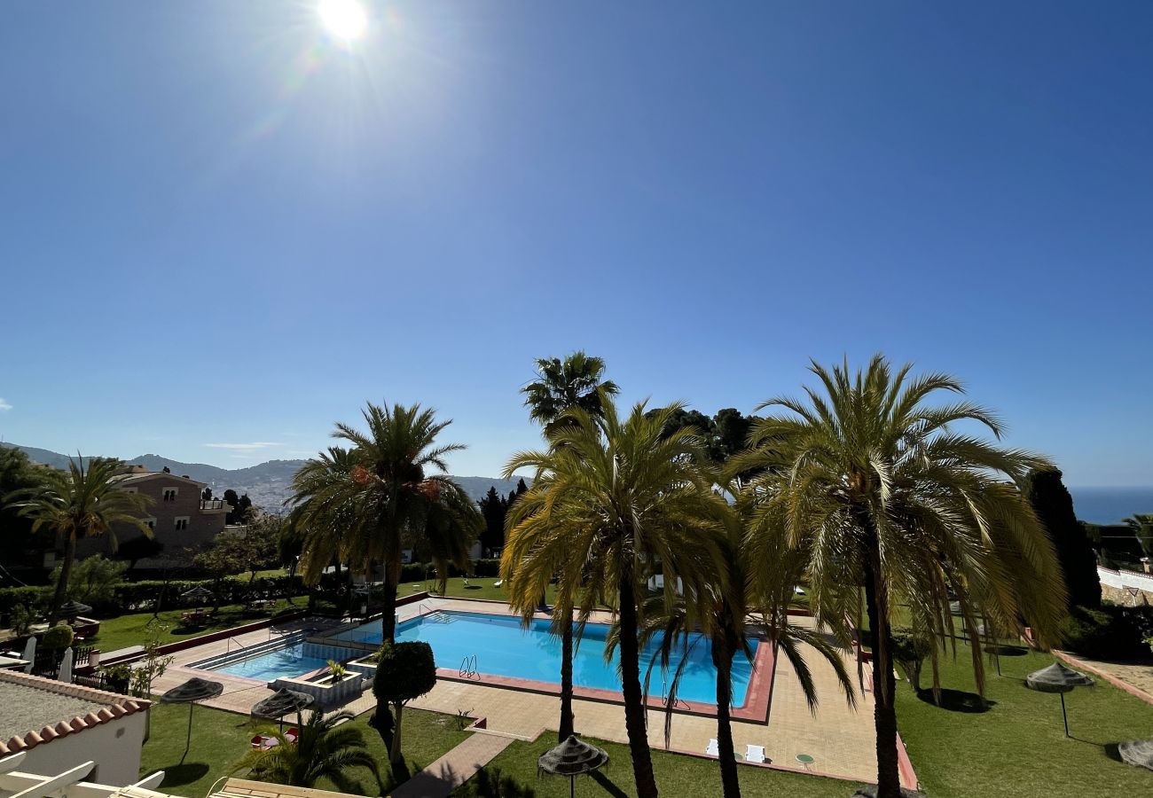 Appartement à La Herradura - South facing apartment, 7 mins walk from beach