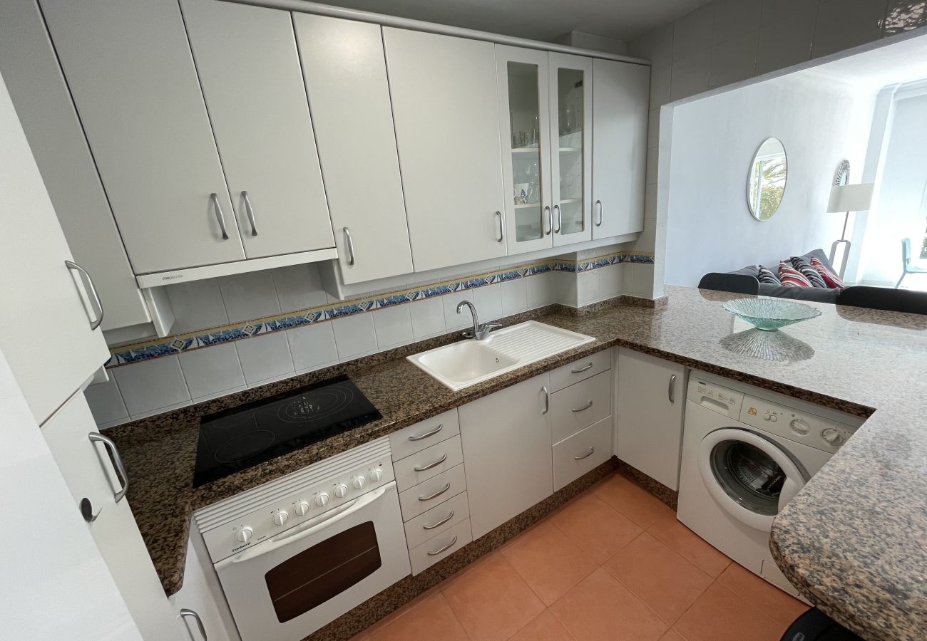 Appartement à La Herradura - South facing apartment, 7 mins walk from beach