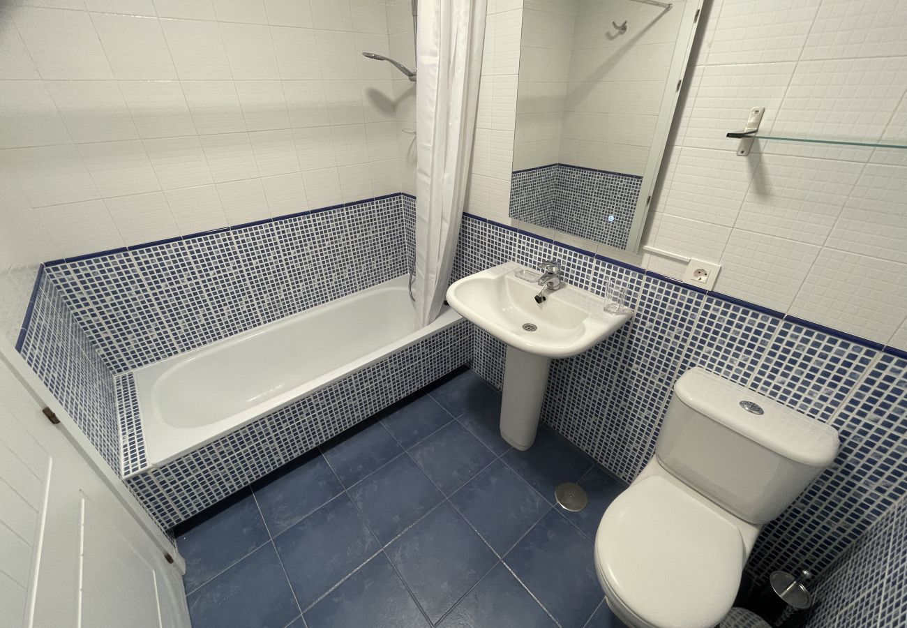 Appartement à La Herradura - South facing apartment, 7 mins walk from beach