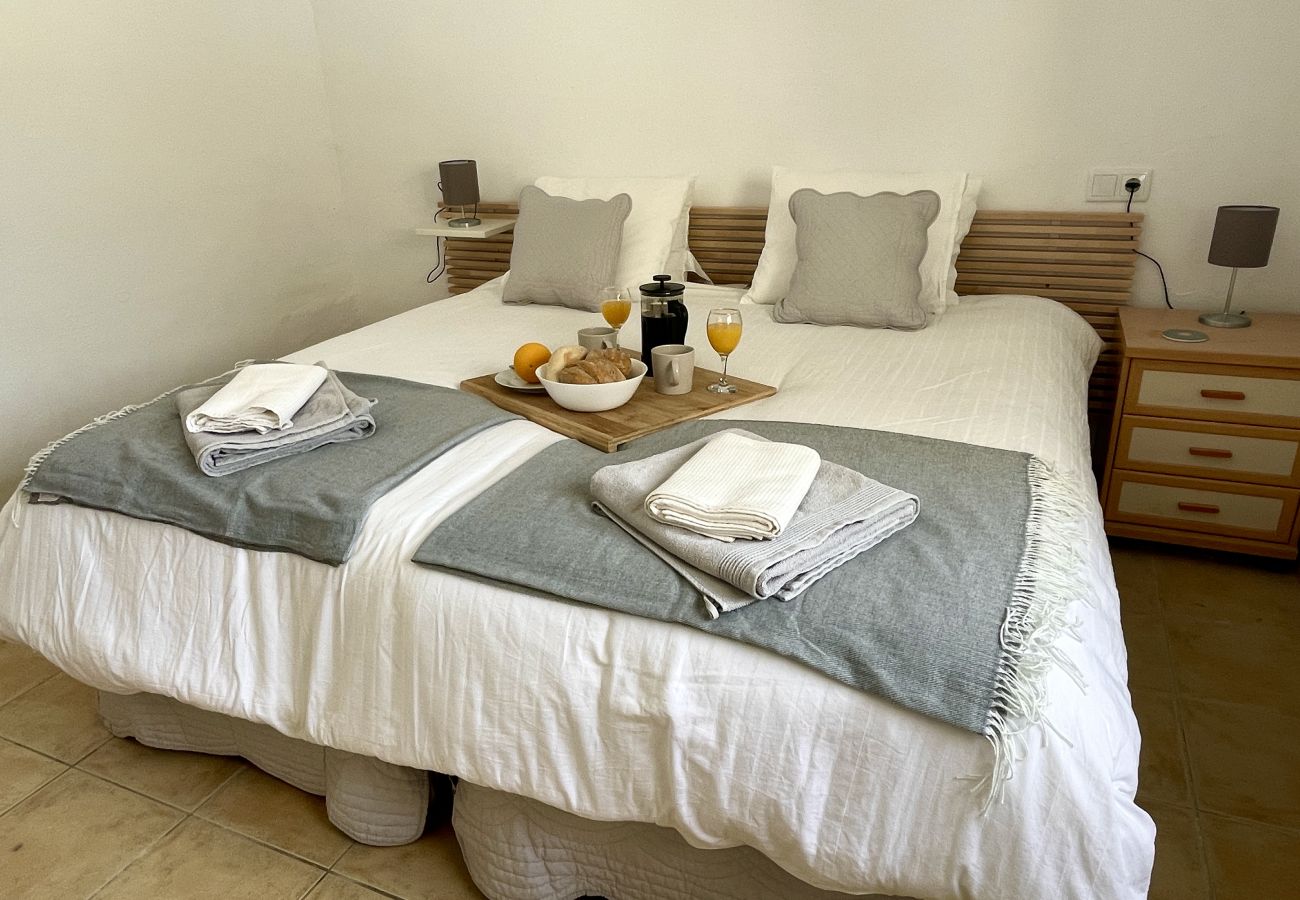 Villa à La Herradura - Fab 4 bed villa in the heart of the village