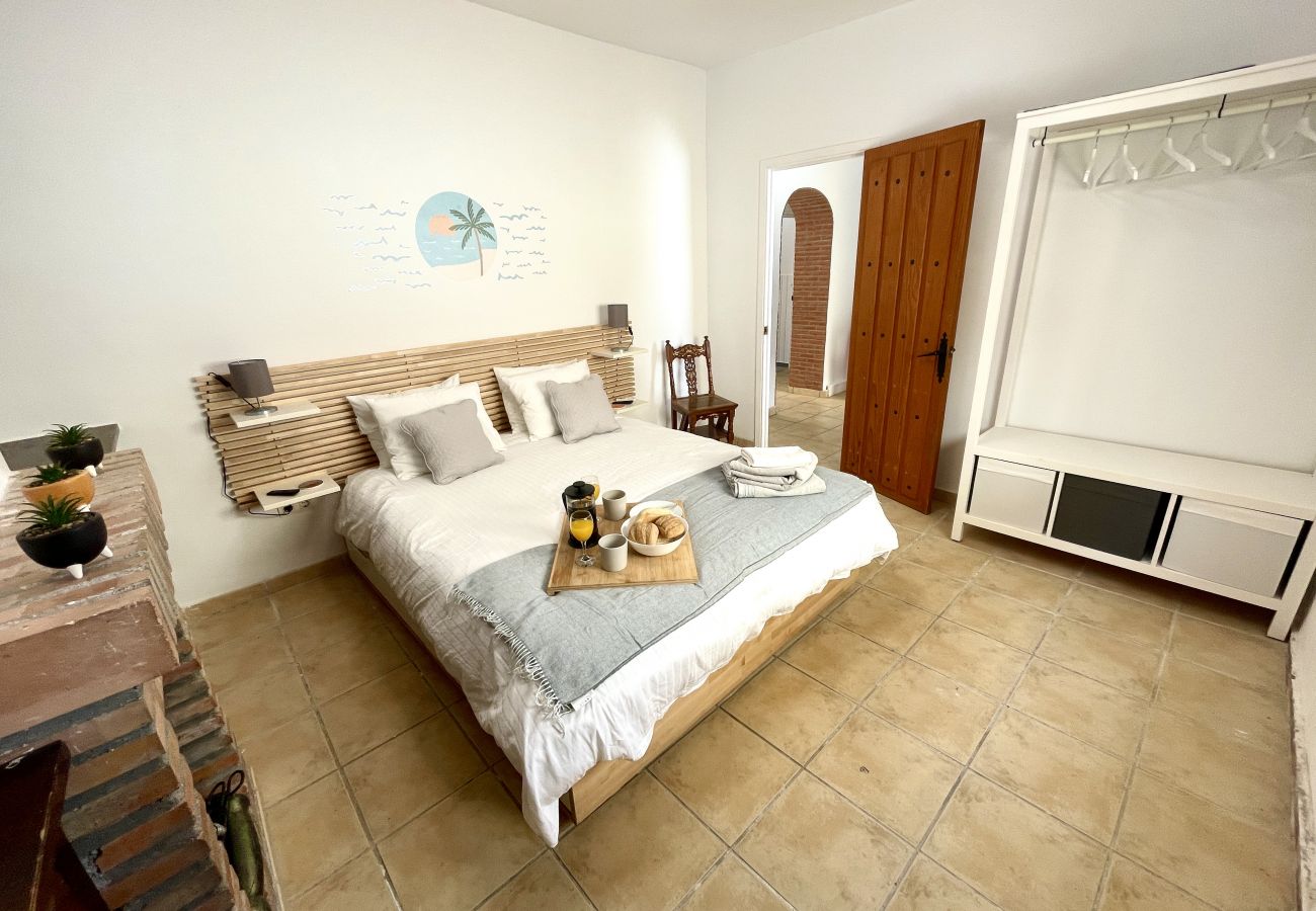 Villa à La Herradura - Fab 4 bed villa in the heart of the village