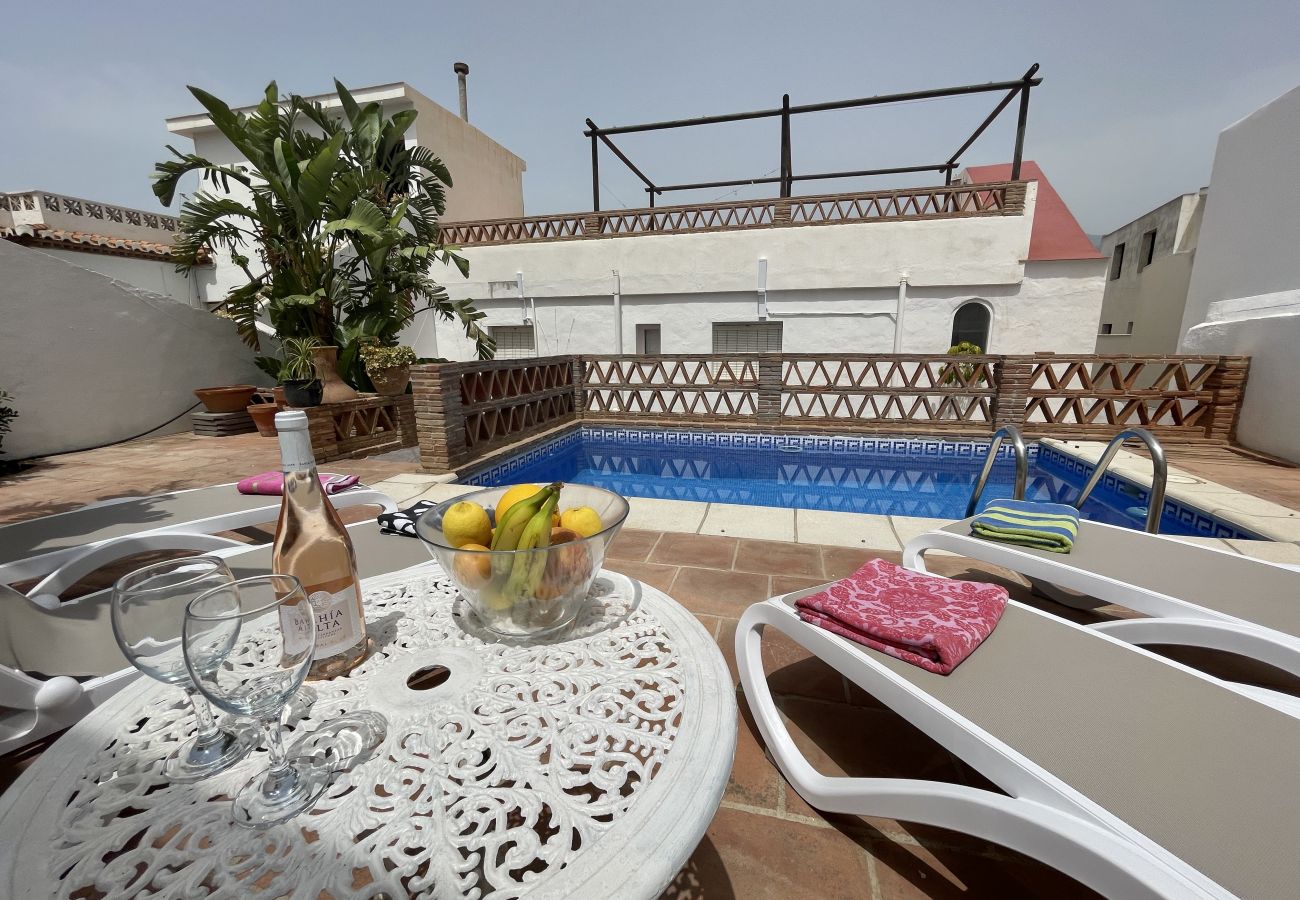 Villa à La Herradura - Fab 4 bed villa in the heart of the village