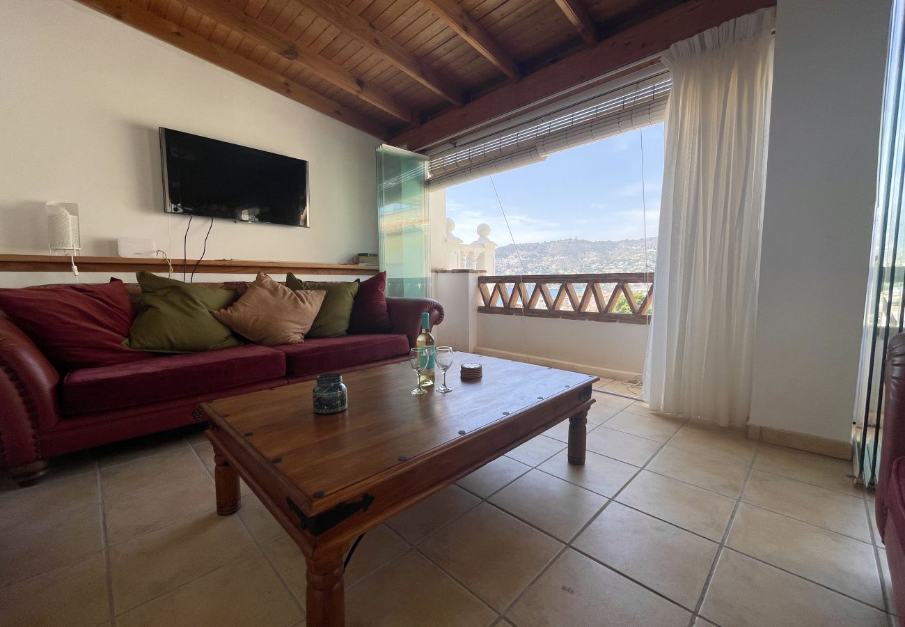 Villa à La Herradura - Fab 4 bed villa in the heart of the village