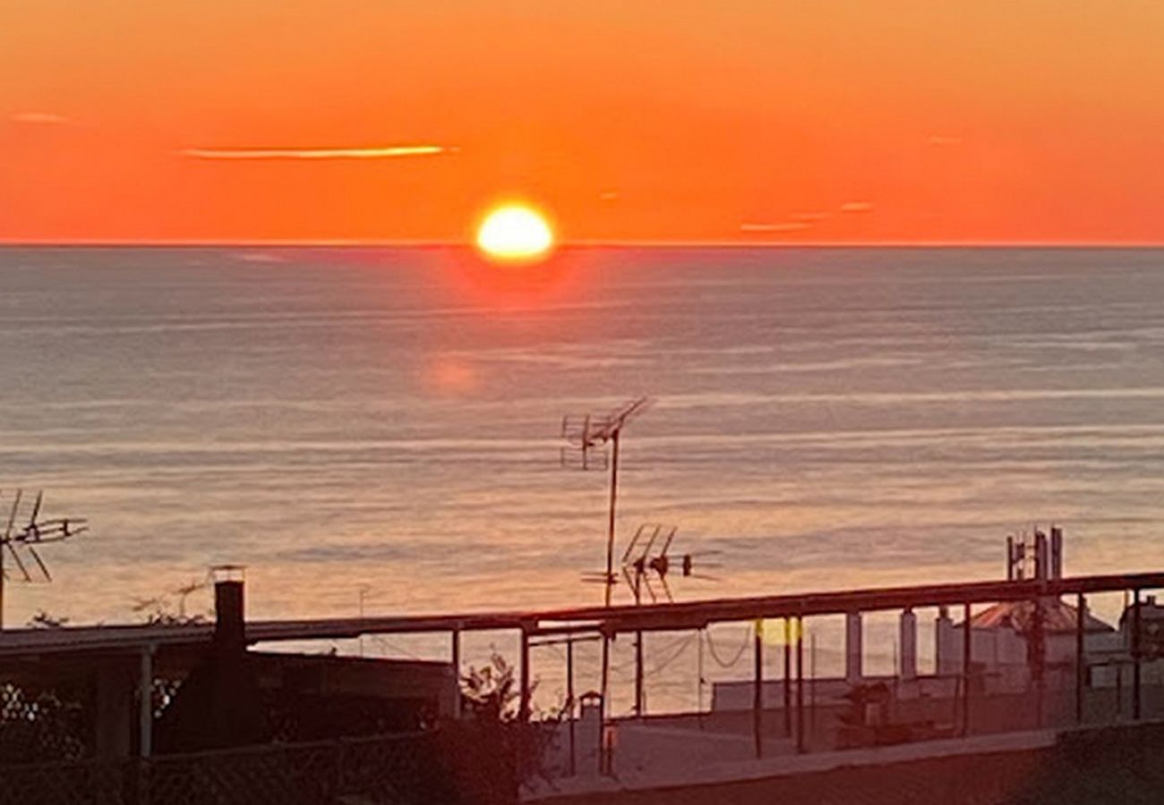 Appartement à La Herradura - Lovely 2 bed apartment within walking distance to the beach and town