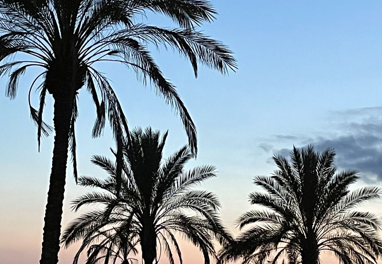 Appartement à La Herradura - Lovely 2 bed apartment within walking distance to the beach and town