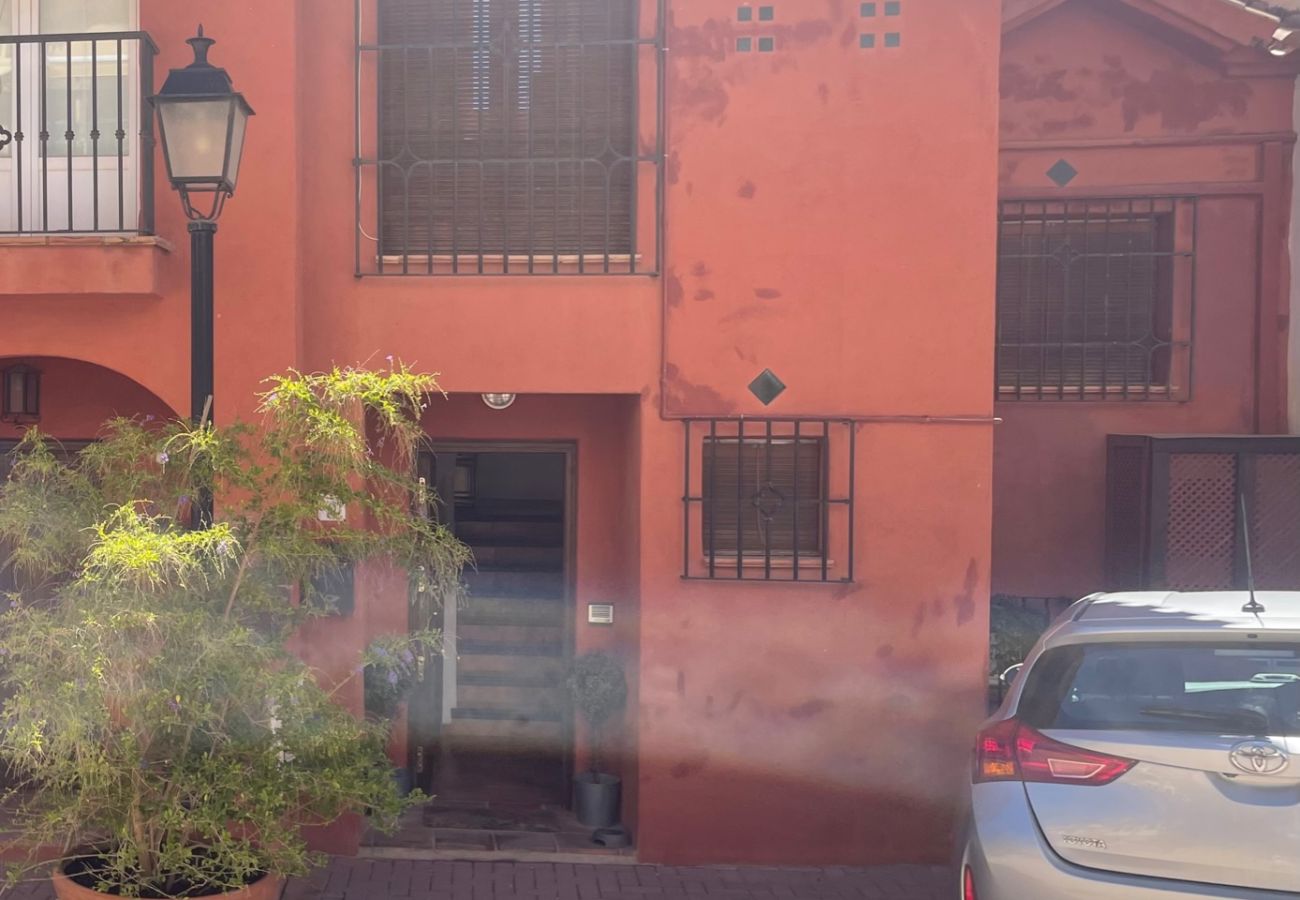 Maison à La Herradura - Lovely Four Bedroom Townhouse with great Sea Views